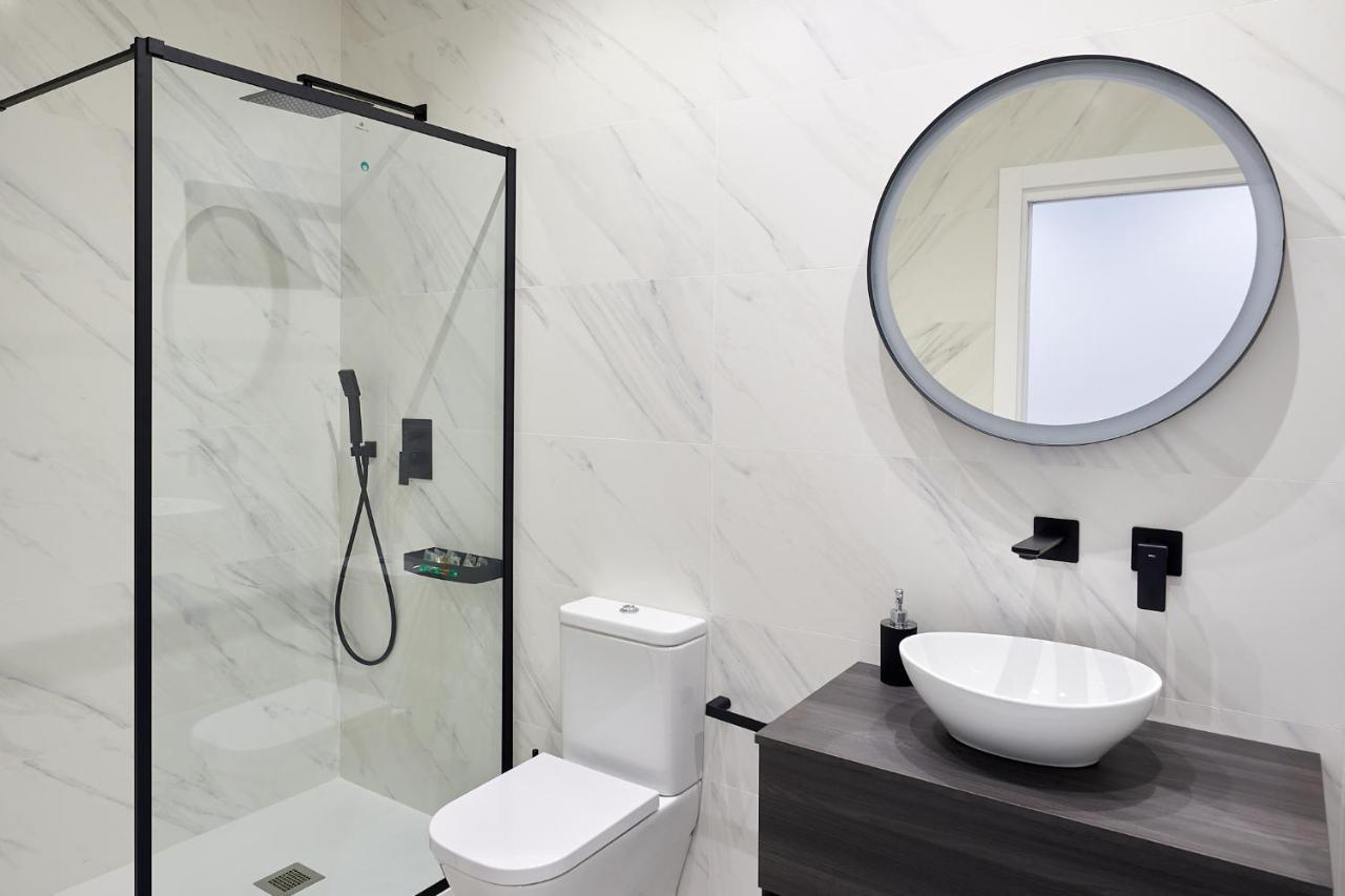 9 NIDOS Céntrica Suites - Nuevo Plasencia Esterno foto