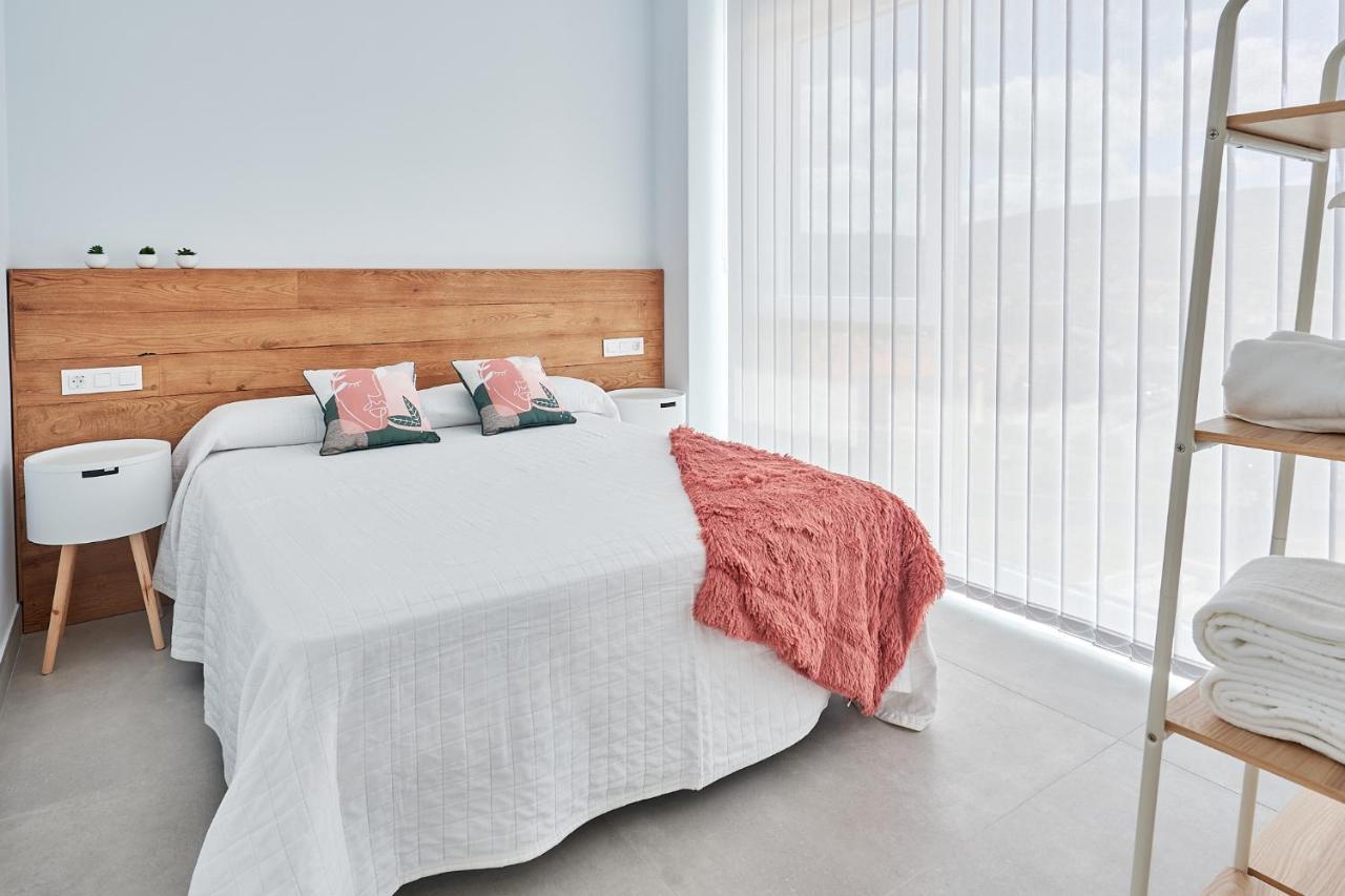 9 NIDOS Céntrica Suites - Nuevo Plasencia Esterno foto